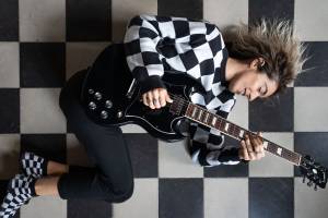 Véronique LARRUE - LARRUE VERONIQUE